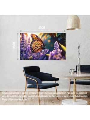 Kelebek Parlayan Güneş Işığı Altında Lavanta Çiçeğinin Üzerinde Dinleniyor 05 Çerçevesiz 50X30 cm Pvc Tablo