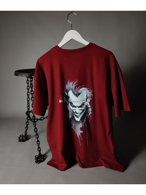 Gülüşün Ardındaki Kaos – Joker Baskılı Unisex Oversize Tişört