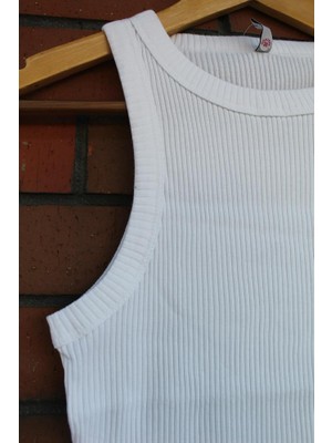 Only Kolsuz Yuvarlak Yaka Body