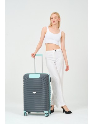 Unisex Füme Turkuaz Orta Boy Silikon Kırılmaz Pp Valiz