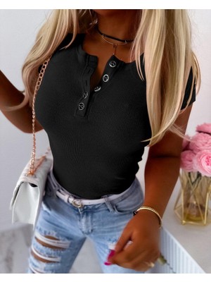 Aisha Elbise Kadın Kısa Kollu Yuvarlak Yakalı Düğme Detay Kaşkorse Bluz