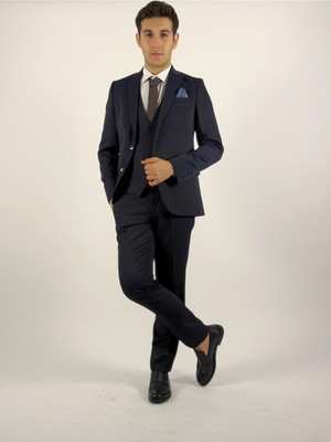 Zenelli Karma Yelekli Takım Elbise