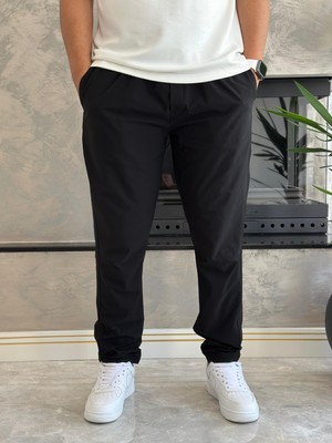 Erkek Rahat Kalıp Fermuar Detaylı  Paraşüt Kumaş  Pantolon Siyah ECA024
