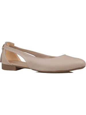 Trend Adımlar Krem Yandan Açık Arkadan Püsküllü Düz Kadın Babet