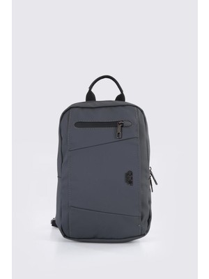 Gri Çapraz Askılı Çanta - Şık ve Hafif Tasarım