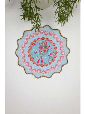 Love Bloom Kalpli Renkli Çiçekli Mavi Nakış Kenar Kokteyl Peçetesi 1 Adet