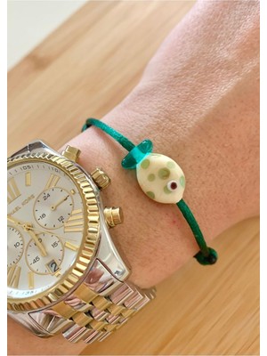 Yeşil Cam Boncuklu Balık Temalı Bileklik, Şık ve Renkli Takı Tasarımı