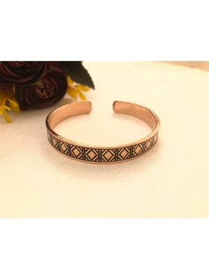 El Yapımı Bakır Bileklik, Her Bileğe Uygun, Şık ve Doğal Takı