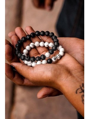 Sevgili Çift Doğaltaş Bileklik, Lav ve Beyaz Havlit Taşlarıyla Şık Tasarım