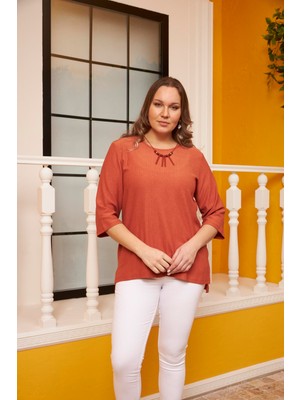 Rmg  Kadın Kolye Detaylı Yırtmaçlı Büyük Beden Kiremit Bluz- O5080
