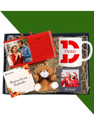 Kişiye Özel Yatay Renkli Masaüstü Her Ay Için Özel 12 Fotoğraflı Masa Takvim ve Kupa Bardak Peluş Ayıcık Siyah Çerçeve