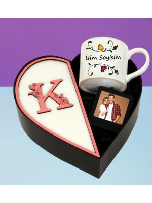 Kişiye Özel Baş Harf Tasarımlı Kalp Kutu Çerçeve ve Isim Soyisim Tasarımlı Fincan