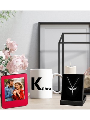 Kişiye Özel Isim Tasarımlı Kupa Bardak ve Resimli Kırmızı Çerçeve Melek Figürlü Kolye