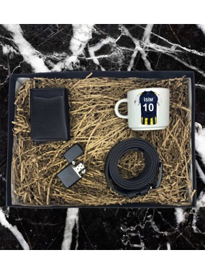 Kişiye Özel Sarı Lacivert Taraftar Forma Tasarımlı Nescafe Fincanı Mekanizmalı Cüzdan Kemer Çakmak Özel Hediye Seti