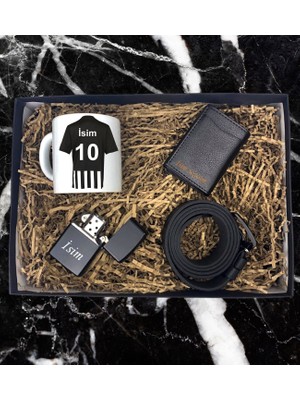 Kişiye Özel Premium Siyah Beyaz Taraftar Forma Tasarımlı Kupa Bardak Mekanizmalı Cüzdan Kemer Çakmak Özel Hediye Set