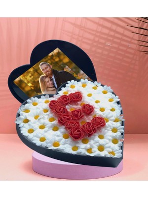 Kalp Kutu Tasarımlı Kişiye Özel Fotoğraflı ve Baş Harfli New Kalp Kutu Papatya