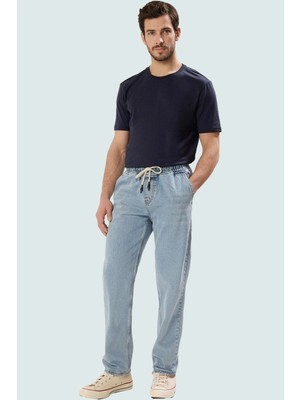 Erkek Regular Fit Kot Pantolon Geniş Kalıp Pamuk Günlük Kombinler Yaz Aylarının Vazgeçilmezi