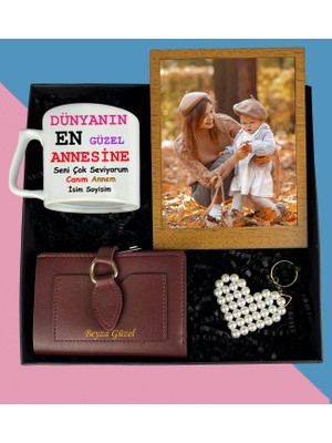 Anneler Gününe Özel Fotoğraflı Ahşap Masaüstü Çerçeve Çay ve Nescafe Fincanı Bayan Cüzdan Inci Anahtarlık