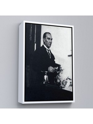 Beyaz Çerçeveli Atatürk Portre Tablosu Mustafa Kemal Atatürk Dikdörtgen Dekoratif Kanvas Tablo