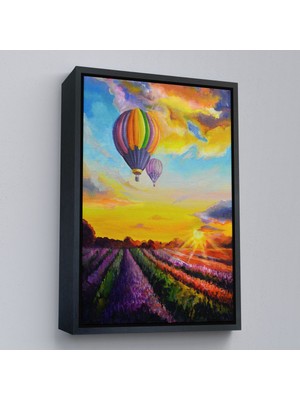 Siyah Çerçeveli Lavanta Bahçesi Üzerinde Uçan Hava Balonu Yağlıboya Görünüm Kanvas Duvar Tablosu
