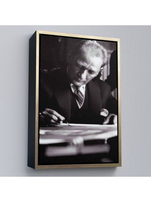 Çerçeveli Atatürk Portre Tablosu Mustafa Kemal Atatürk Dikdörtgen Dekoratif Kanvas TABLO-126