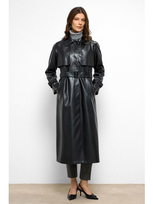 Reglan Kol Pelerin ve Punto Dikiş Detaylı Deri Trençkot Siyah 6754