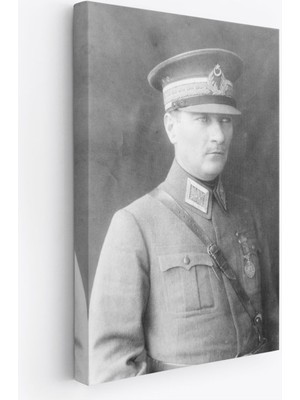 Atatürk Portre Tablosu Mustafa Kemal Atatürk Dikdörtgen Dekoratif Kanvas Tablo-Cv-75