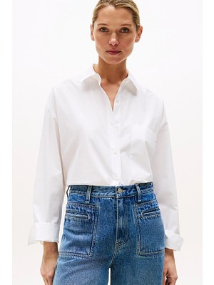 Kadın Rahat Kesim Klasik Yaka Gömlek - Beyaz