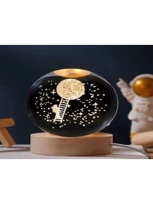Skygo Dekoratif Merdivenli Astronot Ve Ay Tasarımlı Ahşap Altlıklı Işıklı Cam Küre Cam:6cm Ahşap:2cm