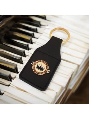 Altın Plakalı 14 Ayar Taç Temalı Siyah Derili Yuvarlak Motifli Hediyelik ANAHTARLIK-485SEMBOL