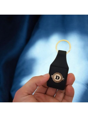 14 Ayar Altın Plakalı D Harfine Özel Yuvarlak Motifli Siyah Derili Hediyelik ANAHTARLIK-485HARF