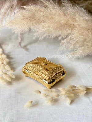 Şık Kapaklı Mücevher Kutusu, Altın Renk Seçeneğiyle Zarif Tasarım