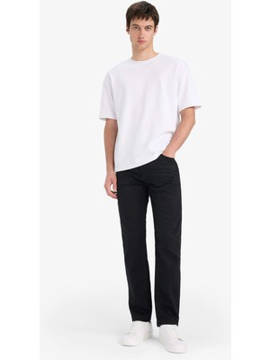 DeFacto Sergio Regular Fit Normal Kalıp Normal Bel Boru Paça Jean Pantolon W6868AZ25AU