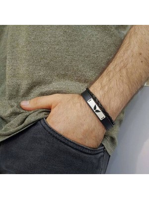 Kanat Temalı Siyah Derili Dikdörtgen Figürlü 925 Ayar Gümüş Plakalı Hediye BILEKLIK-534SEMBOL