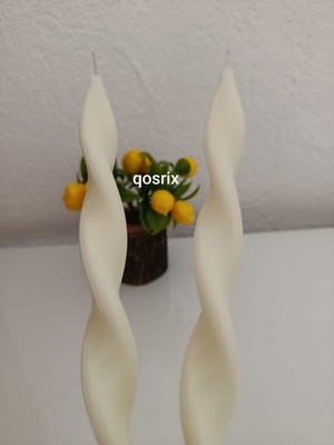 Qosrix 2'li Açık Krem Burgulu Şamdan Soya Mumu Doğal Kokulu Uzun Çubuk Konik Burgu Spiral Mum Dekoratif