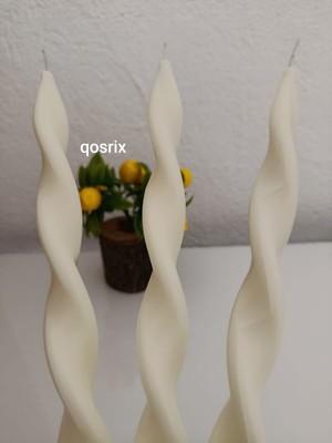 Qosrix 3'lü Açık Krem Burgulu Şamdan Soya Mumu Doğal Kokulu Uzun Çubuk Konik Burgu Spiral Mum Dekoratif