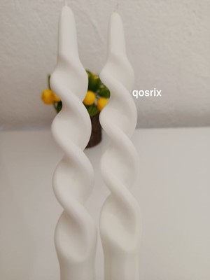 Qosrix 2'li Beyaz Burgulu Şamdan Soya Mumu Doğal Kokulu Uzun Çubuk Konik Burgu Spiral Mum Dekoratif