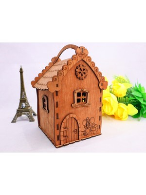 Kahverengi Ahşap Ev Görünümlü Şık Kutu, Dekoratif ve Kullanışlı Tasarım