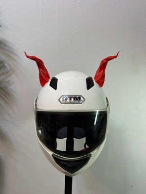 Motor & Motosiklet Bükülmüş Kırmızı Boynuz Kask Dış Aksesuarı