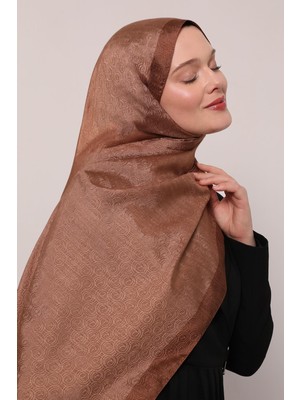 Lêvi D'or Sütlü Kahve Halka Desen Monogram Şal