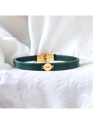 14 Ayar Altın Plakalı Seda Ismine Özel Yuvarlak Motifli Koyu Yeşil Derili Hediye BILEKLIK-543ISIM