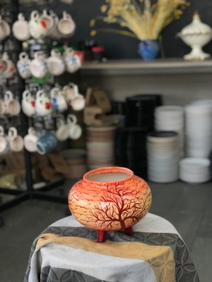 Turuncu Kızıl Gün Batımı Desenli El Yapımı Seramik Saksı – Ayaklı & Dekoratif Saksı