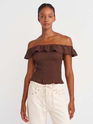 31902 Omuzları Açık Fırfırlı Top-Açık Kahve