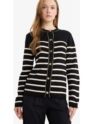 DeFacto Regular Fit Bisiklet Yaka Düğmeli Çizgili Triko Hırka D5894AX25AU