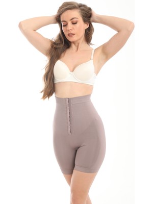 Agraflı Kopçalı Şort Korse – Anında Incelik Sağlayan Vücut Şekillendirici