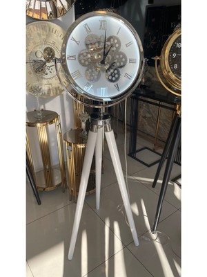 Şık Ahşap ve Krom Detaylı Ledli Üçayak Saat, Modern Dekorasyon Için.