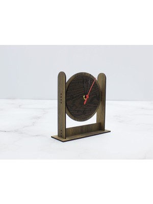 Gri Ahşap Kaideli Masa Saati, Şık ve Doğal Tasarım, Ev ve Ofis Dekoru Için Ideal