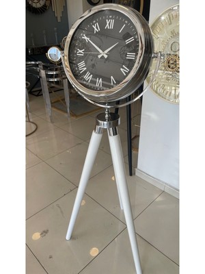 Ahşap Ayaklı Tripod Saat, Şık ve Zarif Tasarım ile Evinize Şıklık Katar