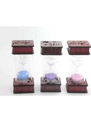 Kahverengi Ahşap Ledli Kum Saati, Şık ve Doğal Tasarım