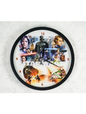 Beyaz Uzay Temalı Duvar Saati, Modern ve Şık Tasarım